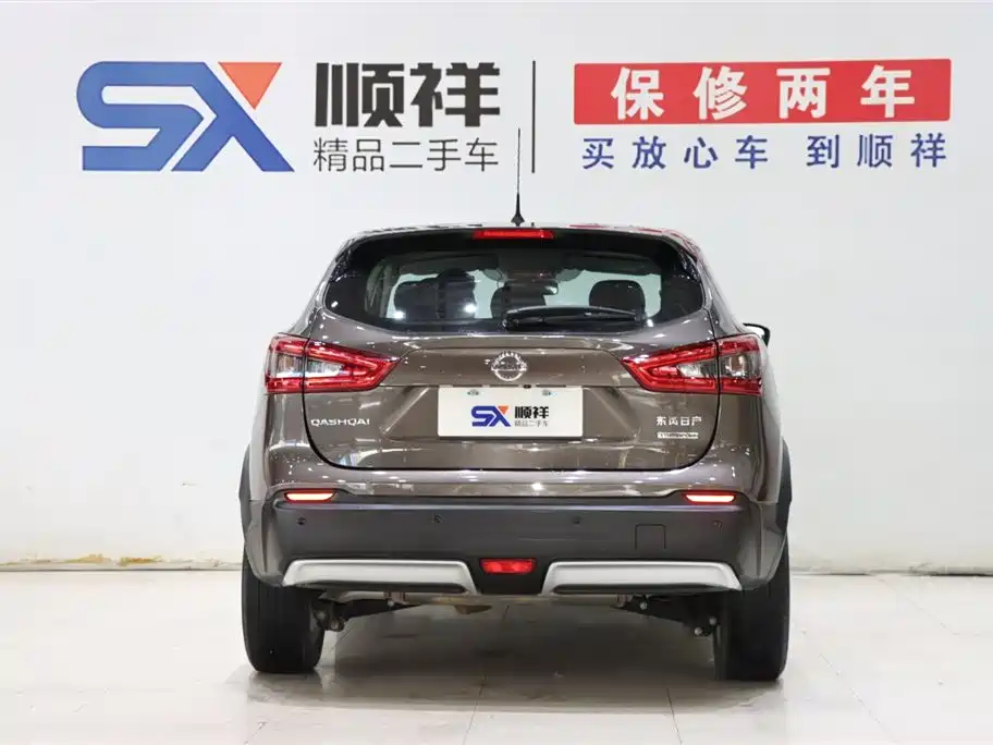 Nissan Qashqai — фото 5