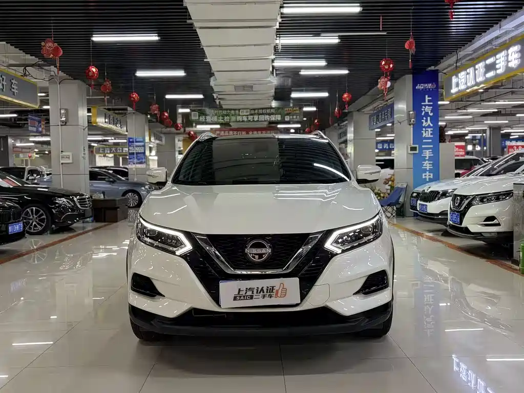 Nissan Qashqai — фото 2