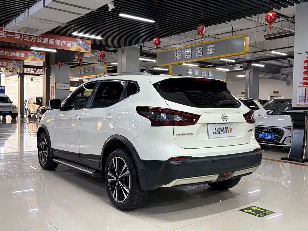 Nissan Qashqai — фото 8