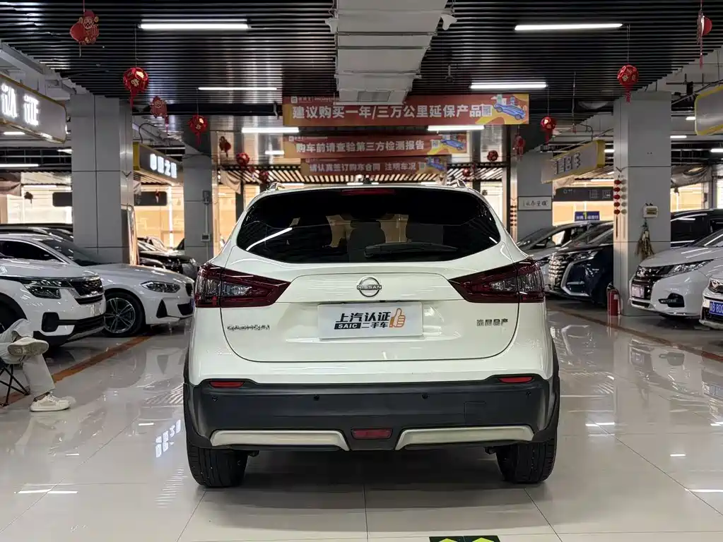 Nissan Qashqai — фото 9