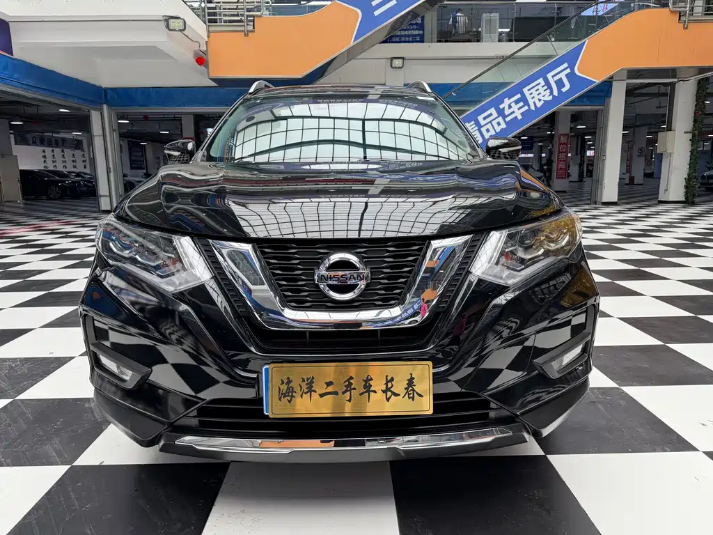 Nissan X-Trail — фото 2