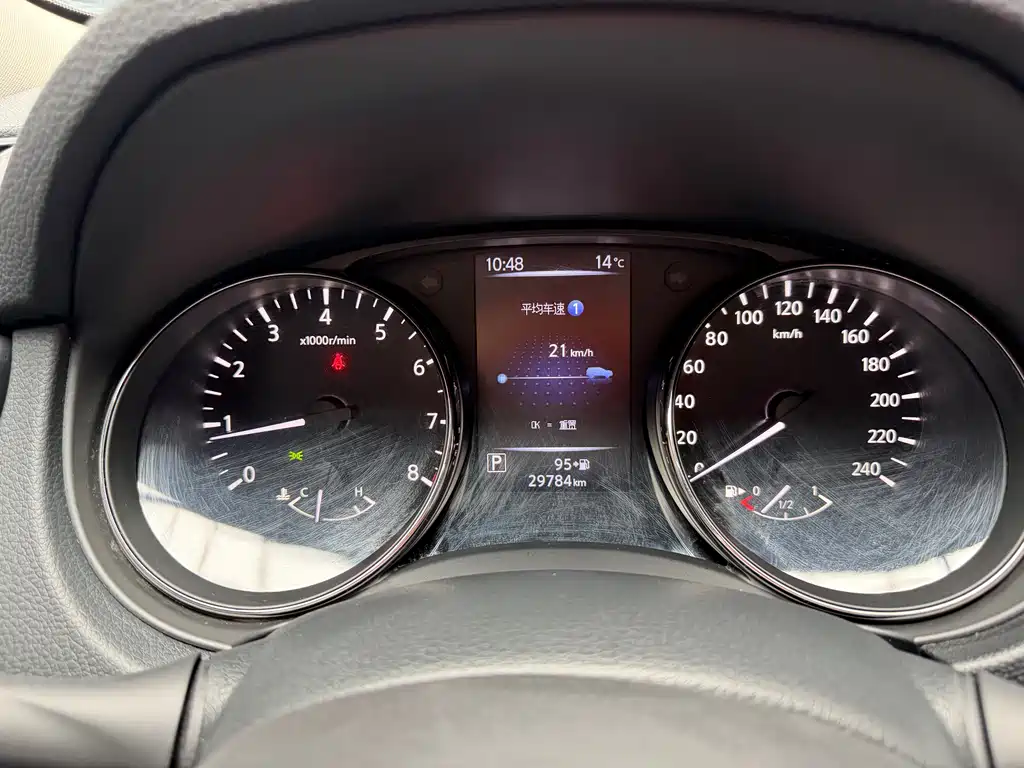 Nissan X-Trail — фото 11