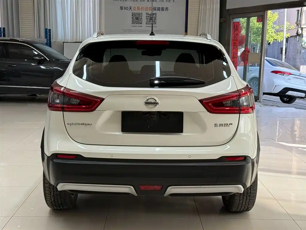 Nissan Qashqai — фото 5