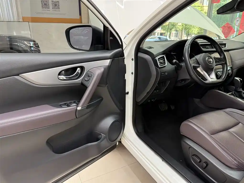 Nissan Qashqai — фото 8