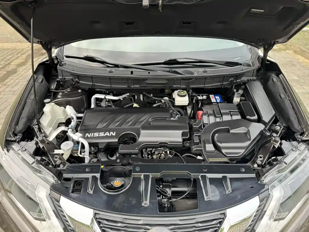Nissan X-Trail — фото 18