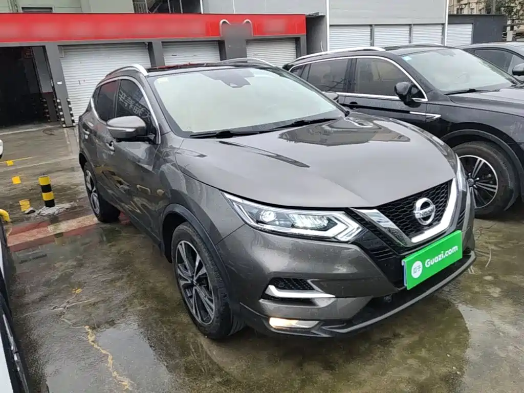 Nissan Qashqai — фото 4