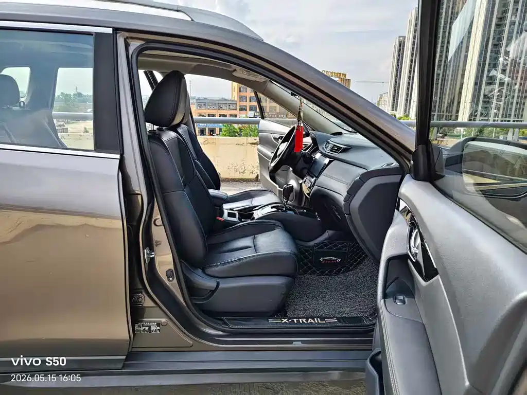 Nissan X-Trail — фото 10