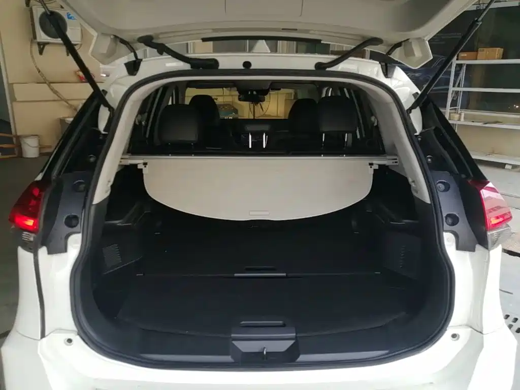 Nissan X-Trail — фото 19