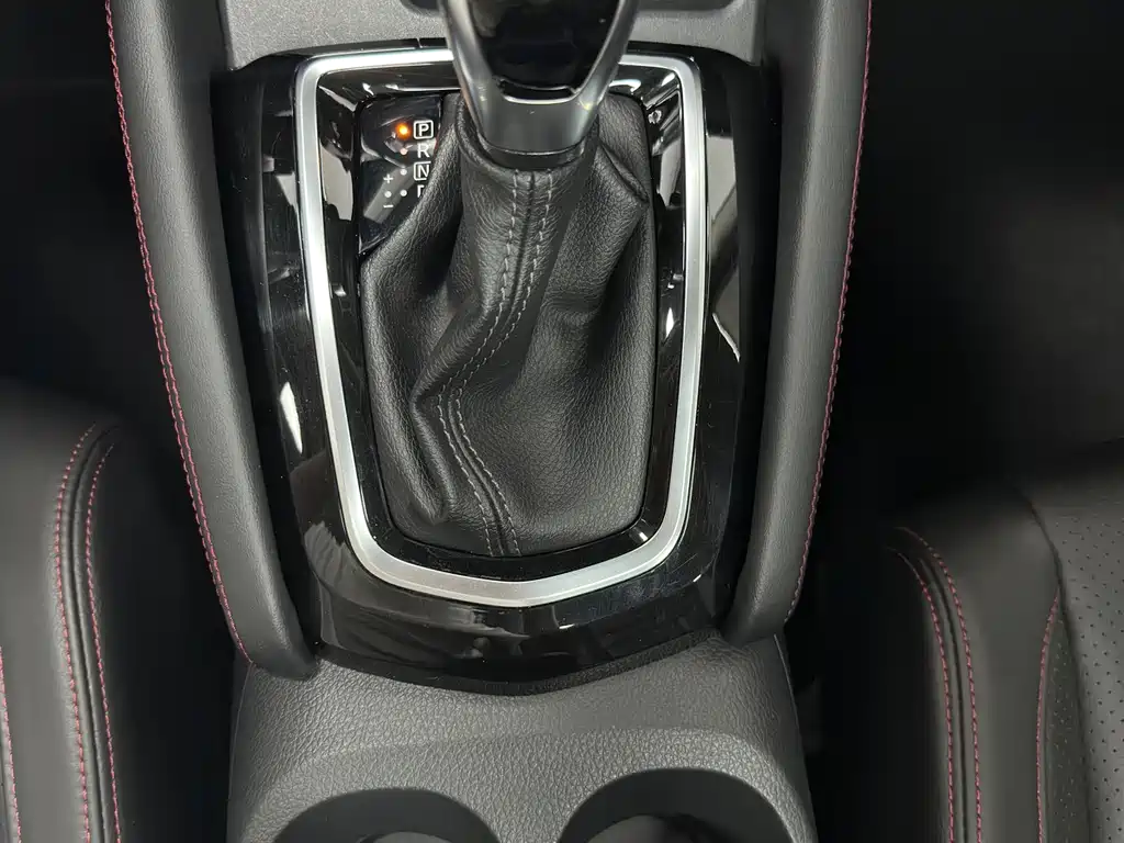 Nissan Qashqai — фото 14