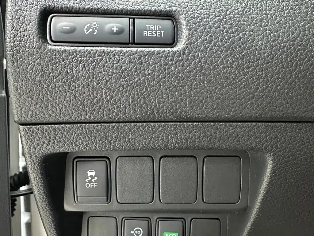 Nissan Qashqai — фото 17