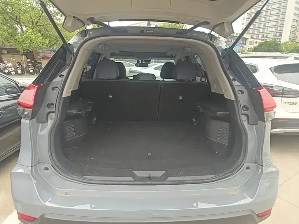 Nissan X-Trail — фото 19