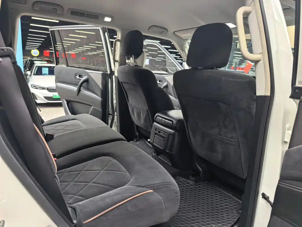 Nissan Patrol — фото 15