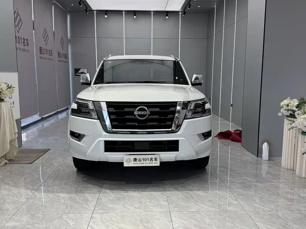 Nissan Patrol — фото 2