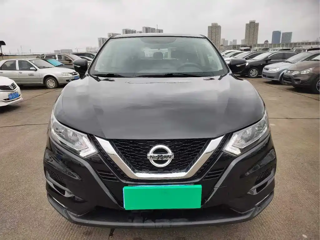 Nissan Qashqai — фото 2