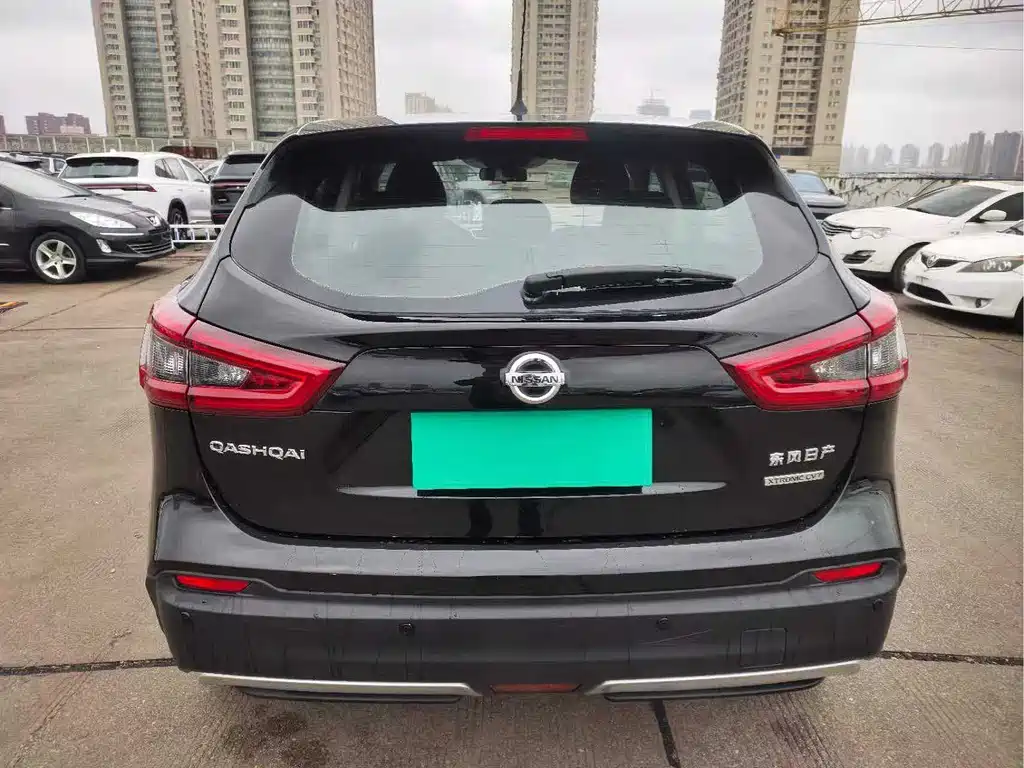 Nissan Qashqai — фото 5