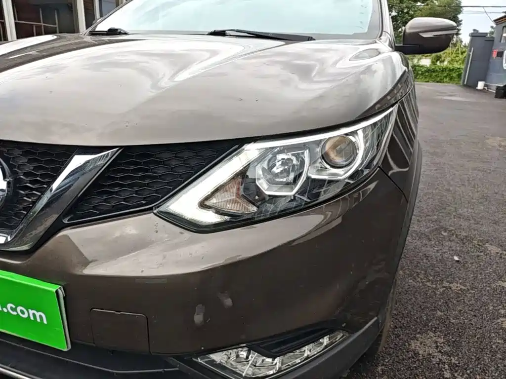 Nissan Qashqai — фото 23
