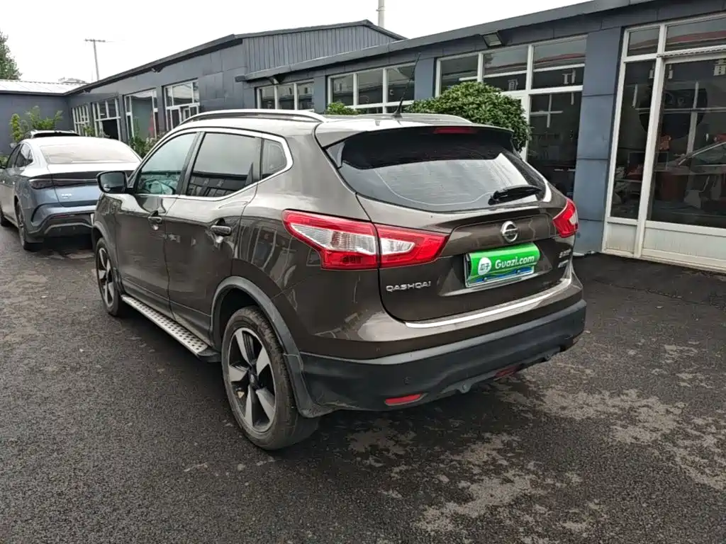 Nissan Qashqai — фото 5