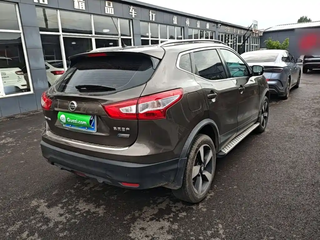 Nissan Qashqai — фото 7