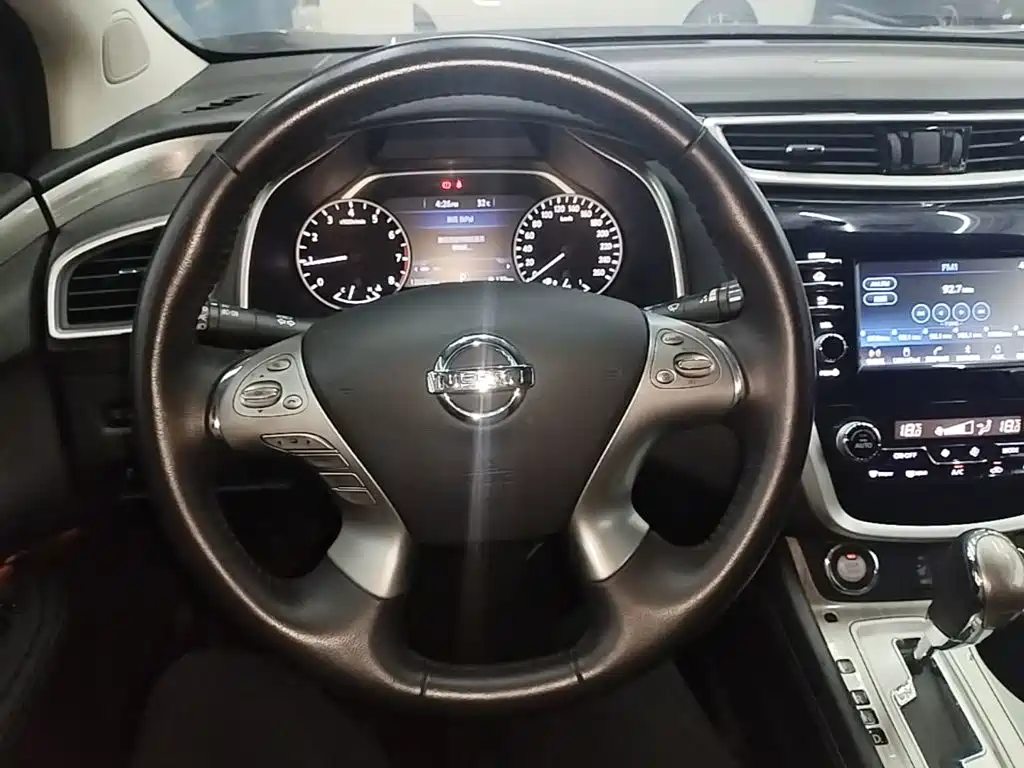 Nissan Murano — фото 11