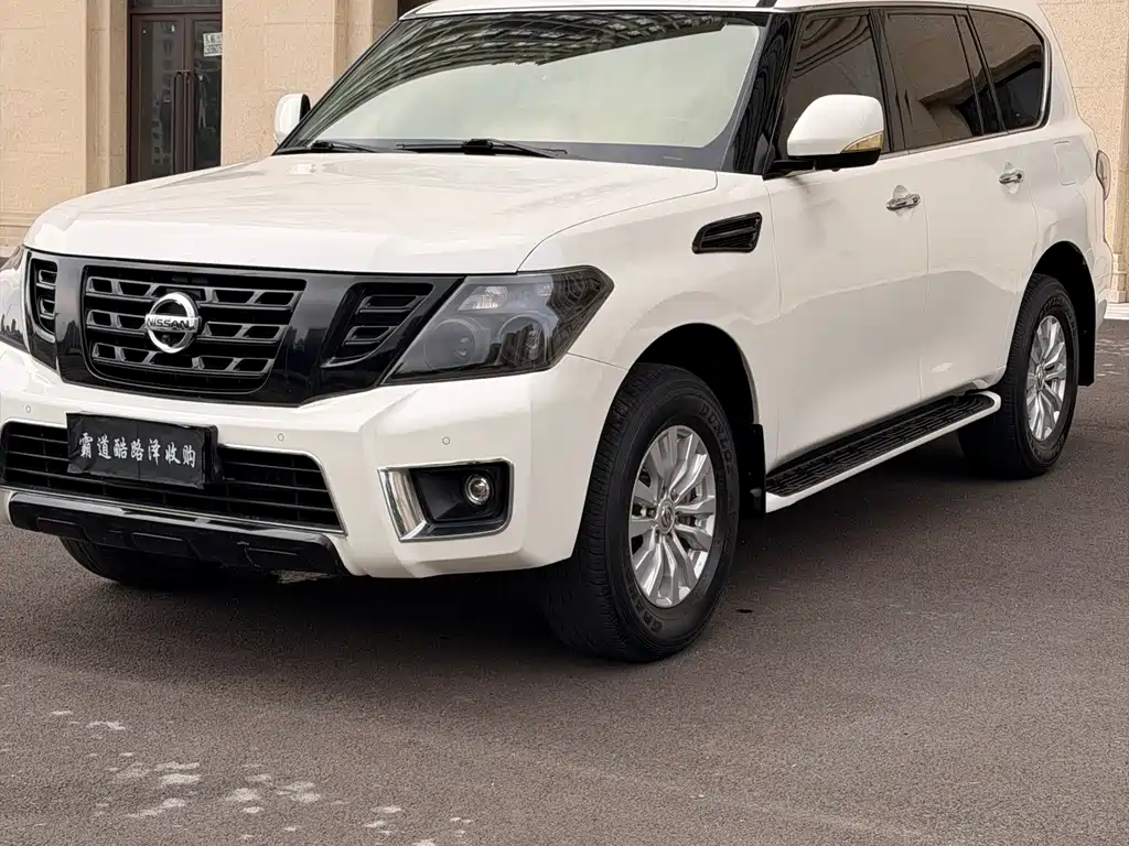 Nissan Patrol — фото 3