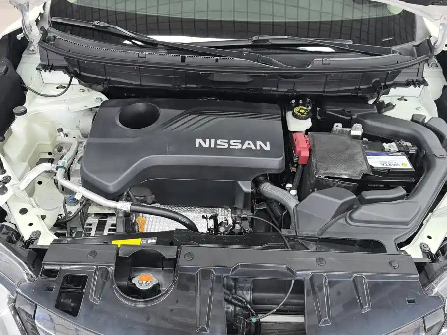 Nissan X-Trail — фото 10