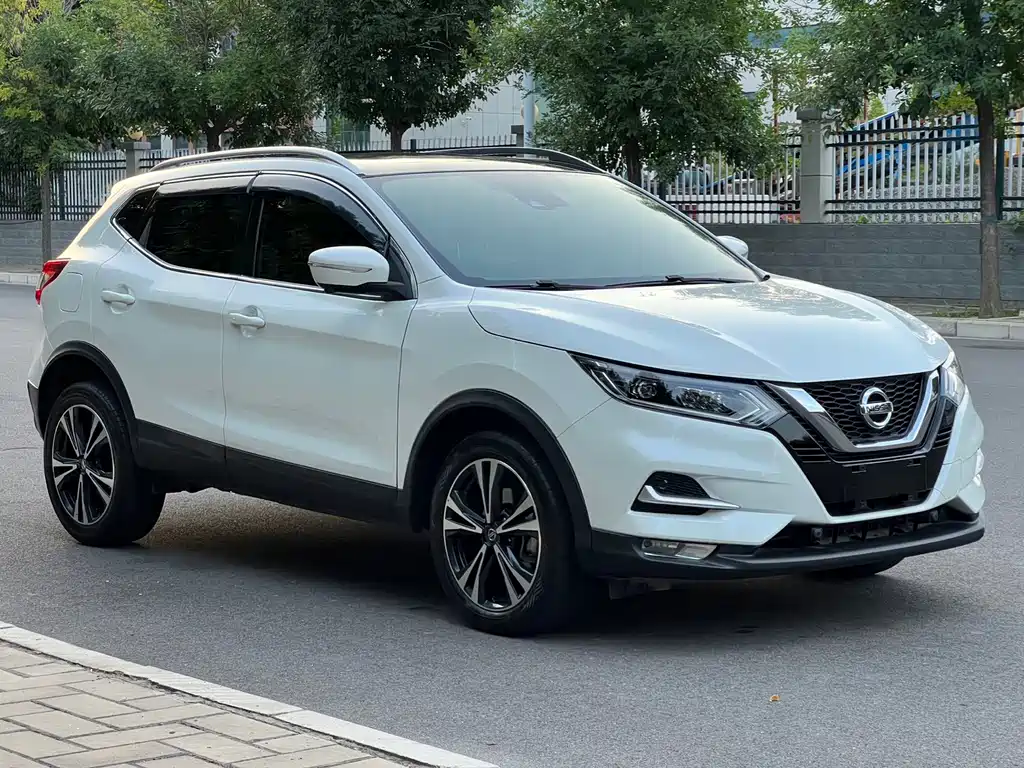 Nissan Qashqai — фото 3