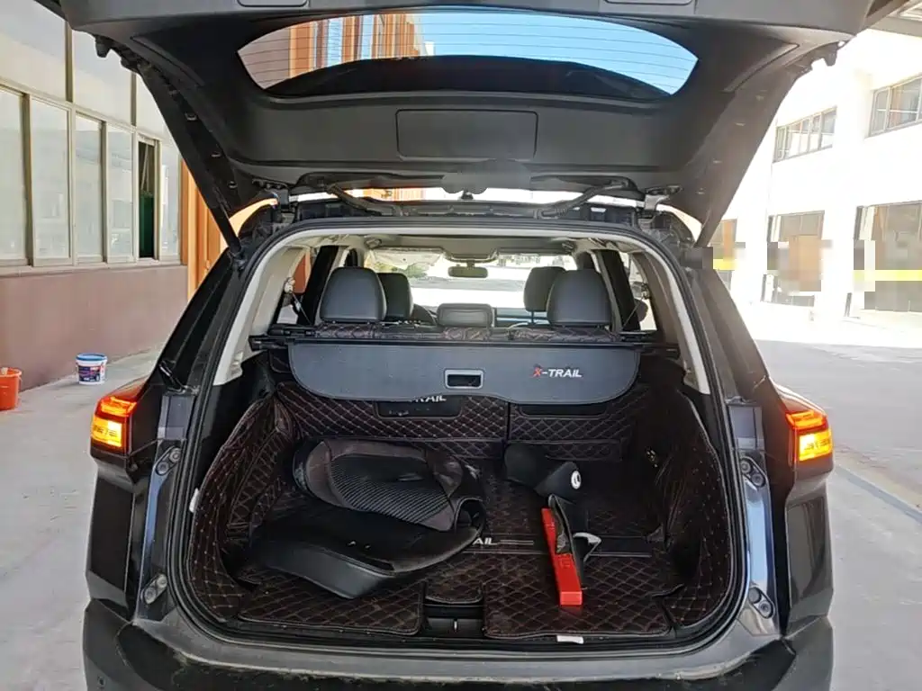 Nissan X-Trail — фото 15