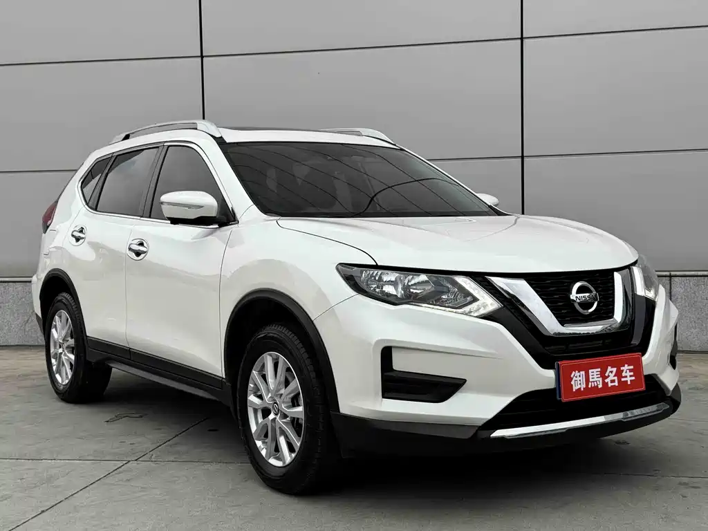 Nissan X-Trail — фото 5