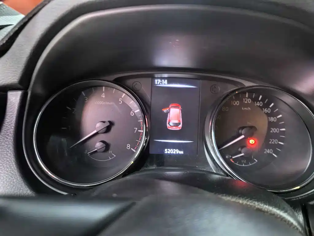 Nissan X-Trail — фото 10