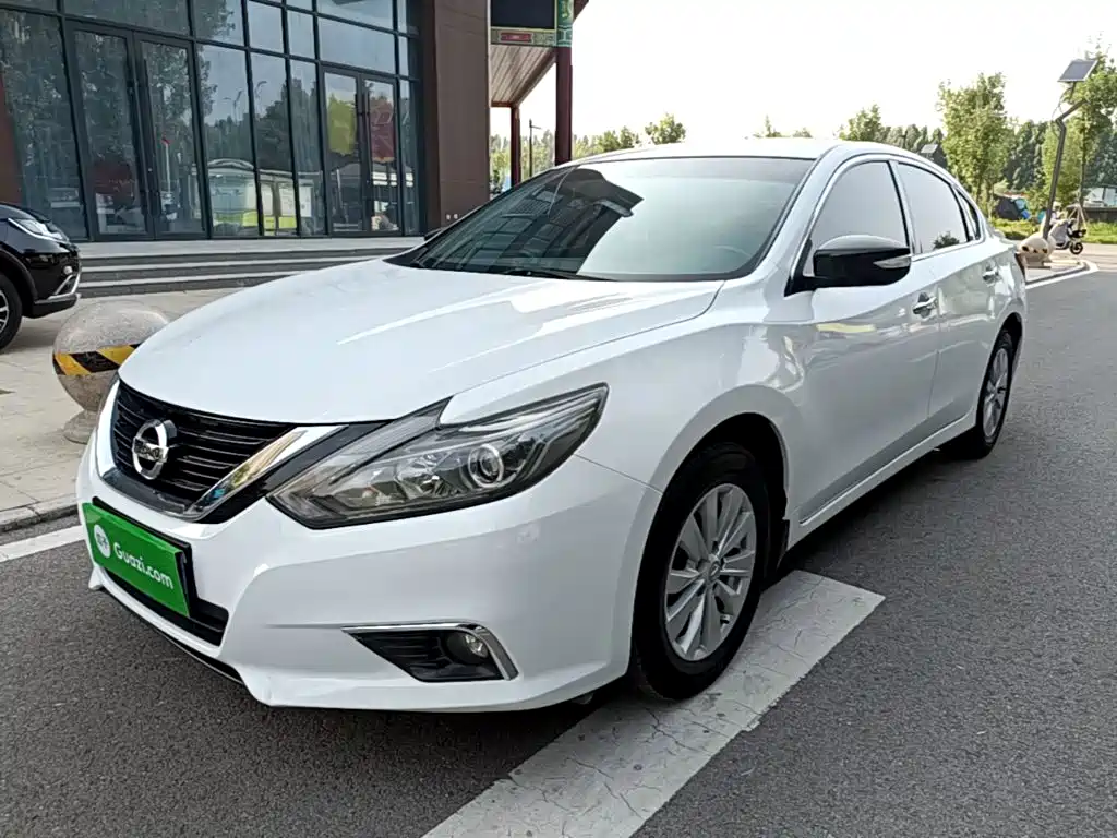 Nissan Teana — фото 2