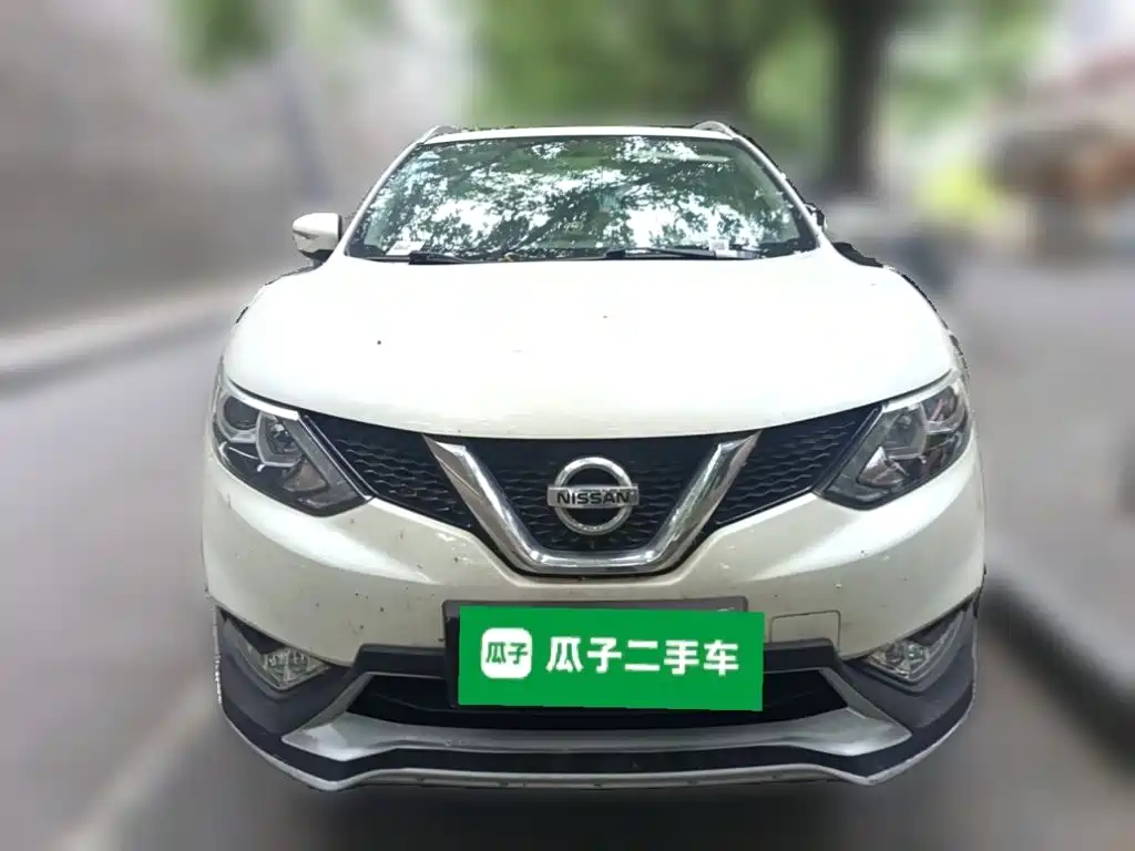 Nissan Qashqai — фото 24