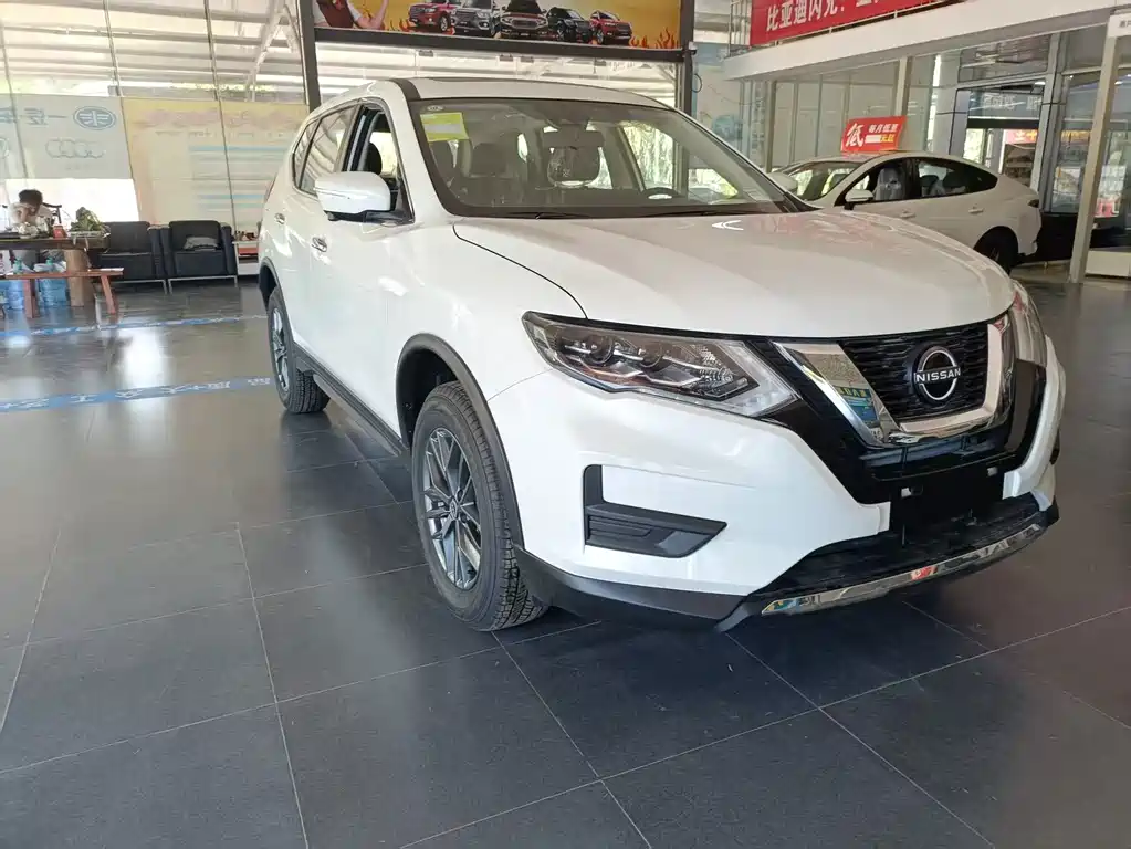 Nissan X-Trail — фото 3
