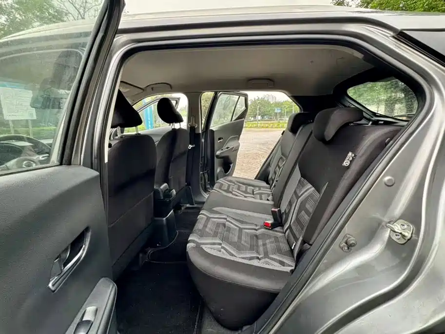 Nissan Kicks — фото 14