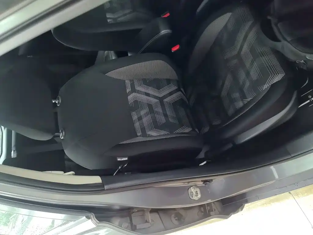 Nissan Kicks — фото 17