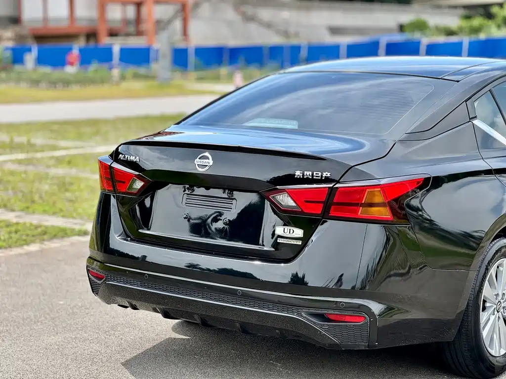 Nissan Teana — фото 6