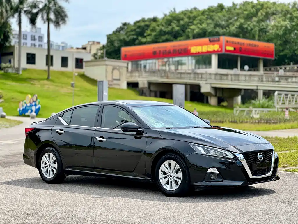 Nissan Teana — фото 10