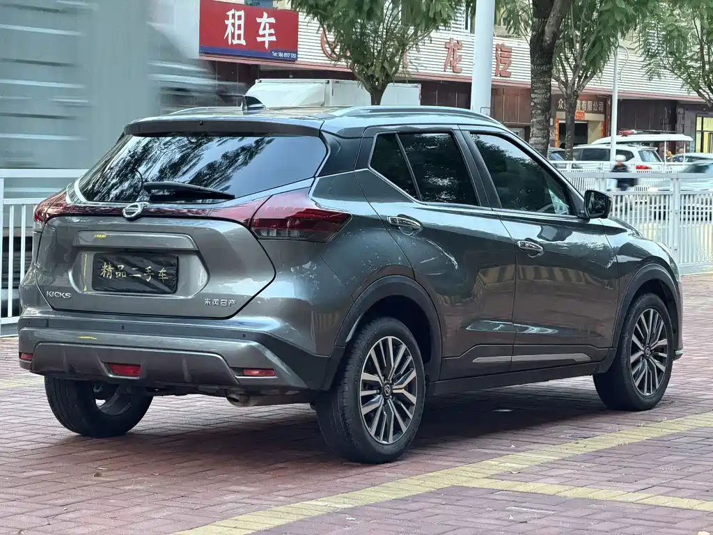 Nissan Kicks — фото 5
