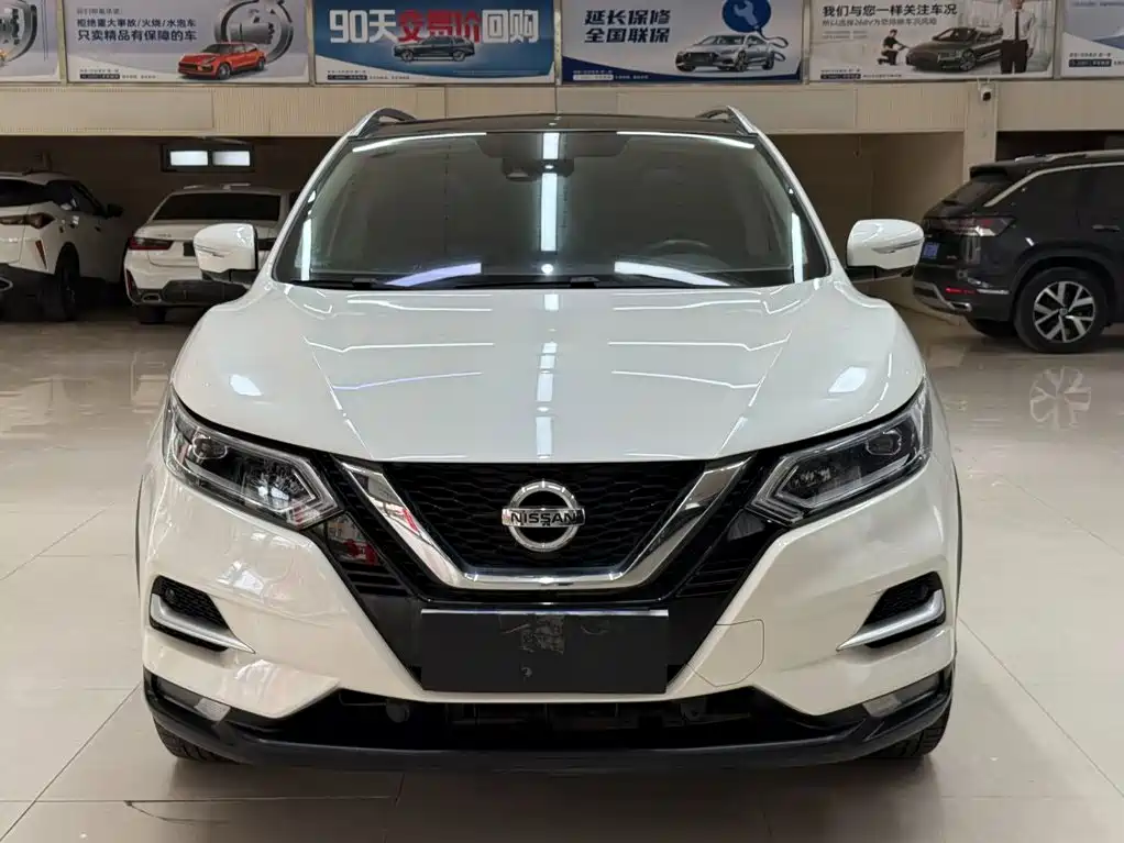Nissan Qashqai — фото 2