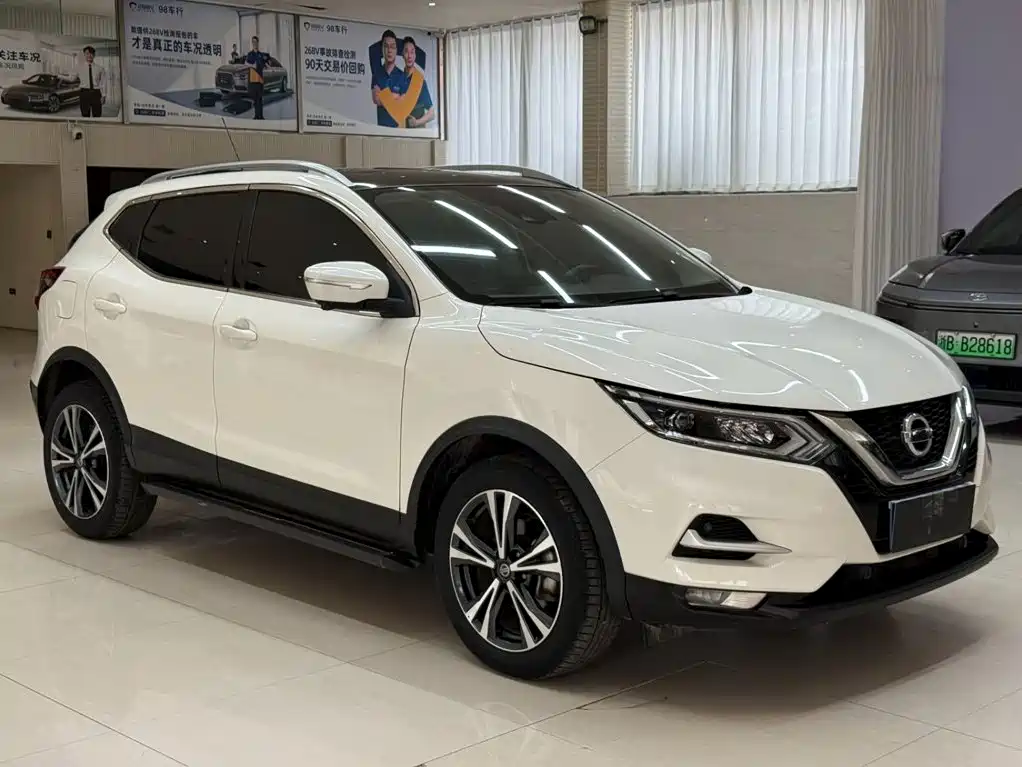 Nissan Qashqai — фото 3