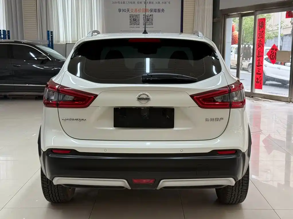 Nissan Qashqai — фото 5