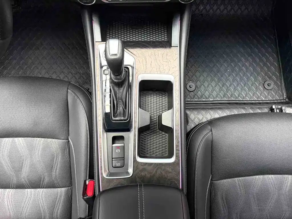 Nissan Teana — фото 10