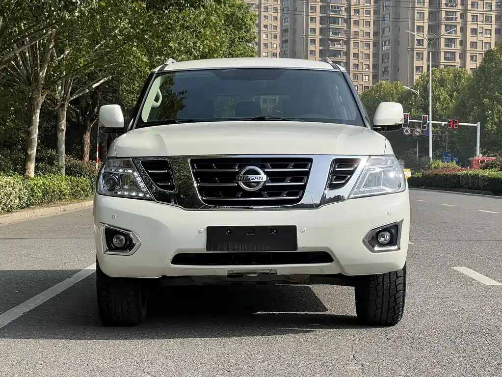 Nissan Patrol — фото 3