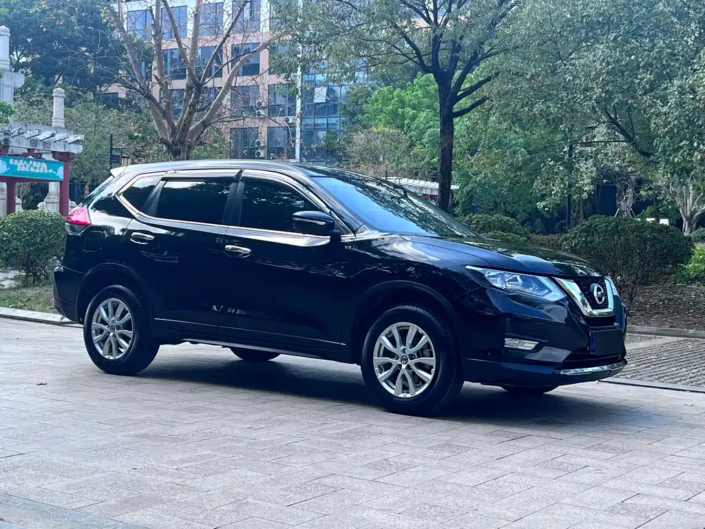 Nissan X-Trail — фото 3