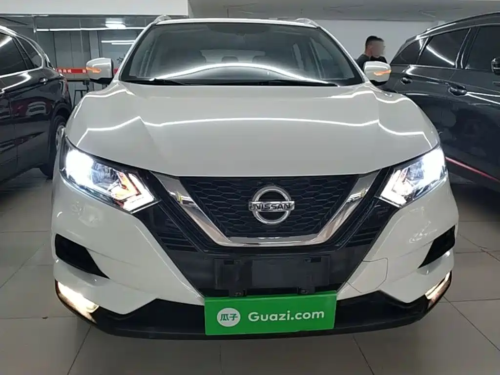 Nissan Qashqai — фото 3