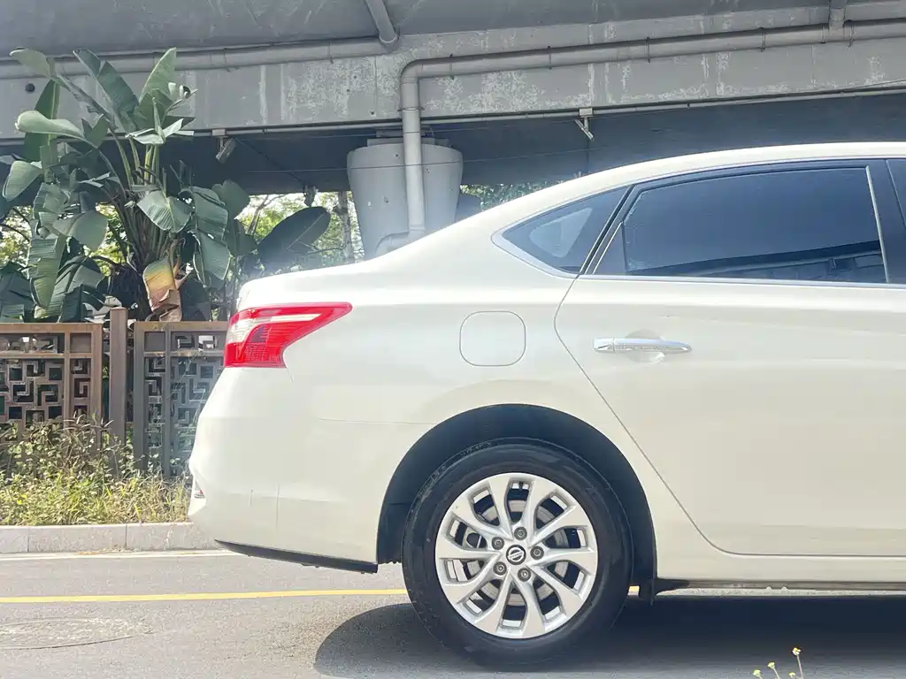 Nissan Sylphy — фото 8