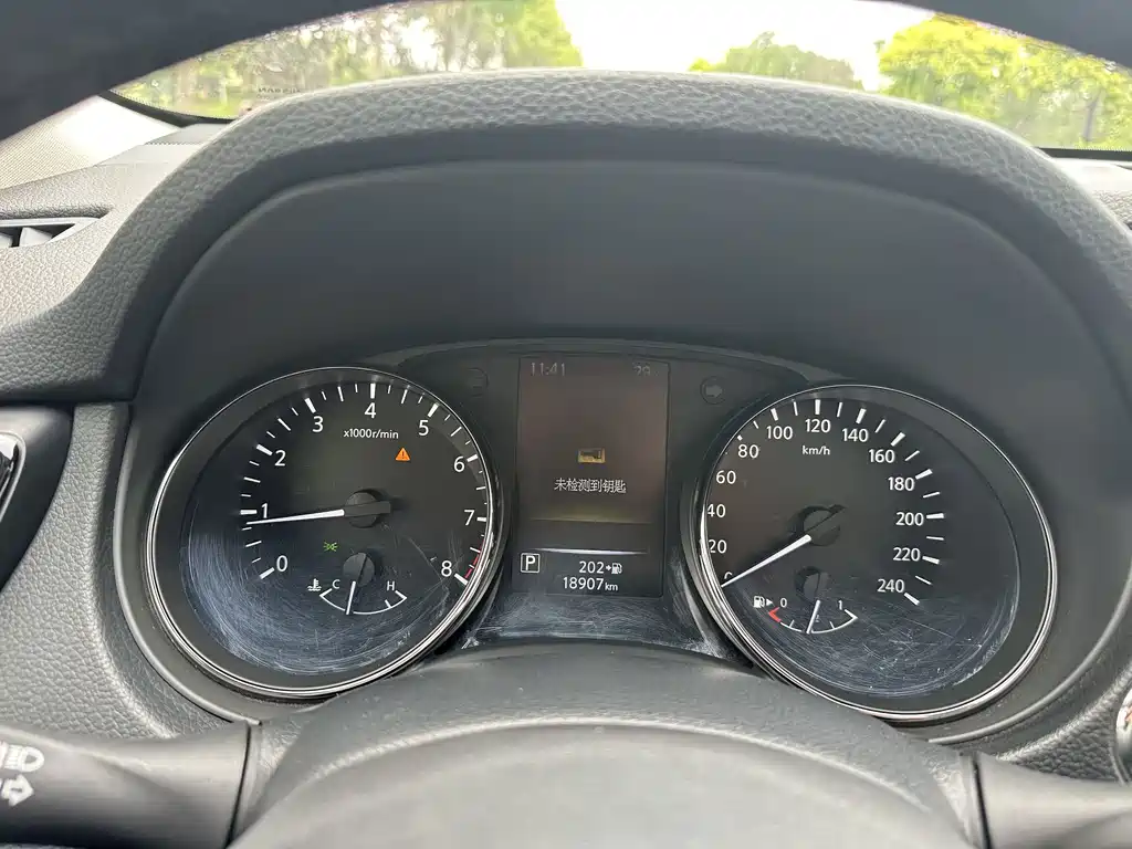 Nissan X-Trail — фото 17