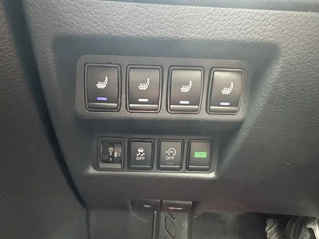Nissan X-Trail — фото 19