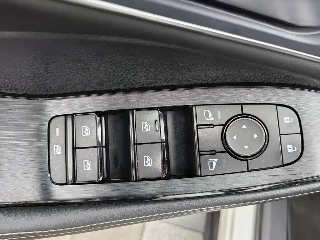 Nissan X-Trail — фото 19