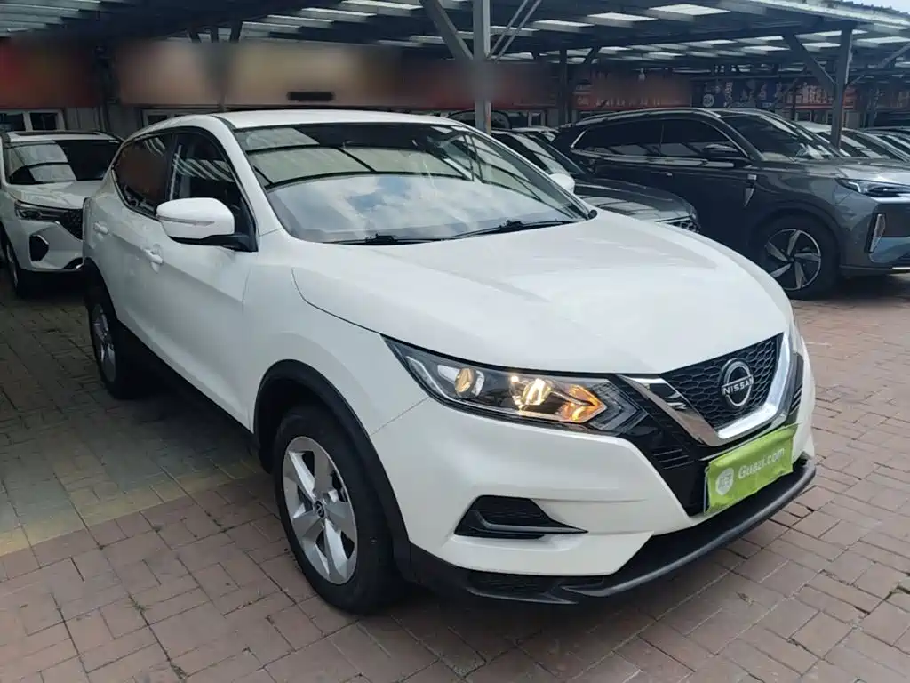 Nissan Qashqai — фото 4