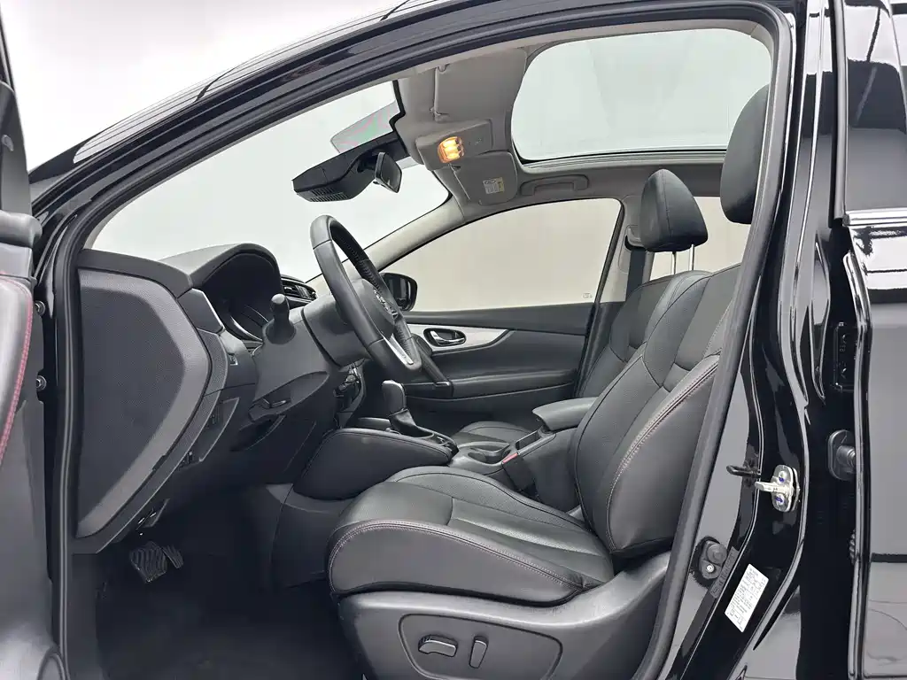 Nissan Qashqai — фото 5